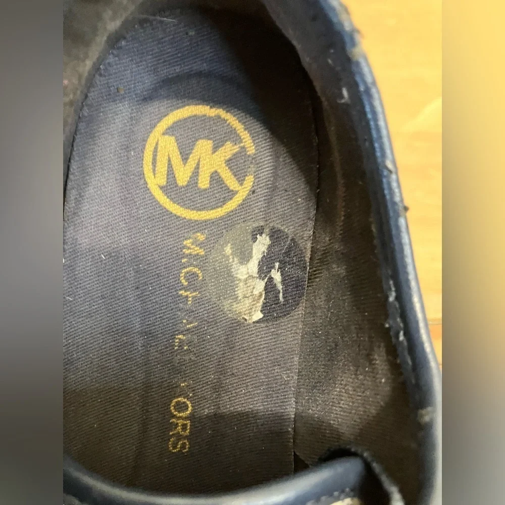 Michael Kors City MK Monogram Fashion Sneakers White Navy Blue Shoe Women's 6M